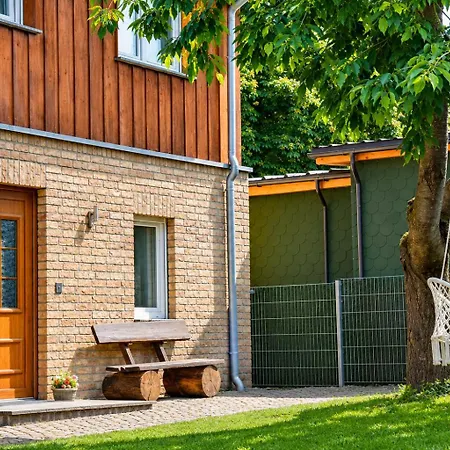 Flotte Biene Buggow Nahe Usedom Hébergement de vacances Rubkow