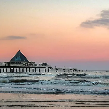 Flotte Biene Buggow Nahe Usedom Hébergement de vacances Rubkow
