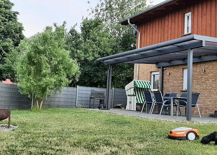 Ferienhaus Flotte Biene In Buggow Rubkow