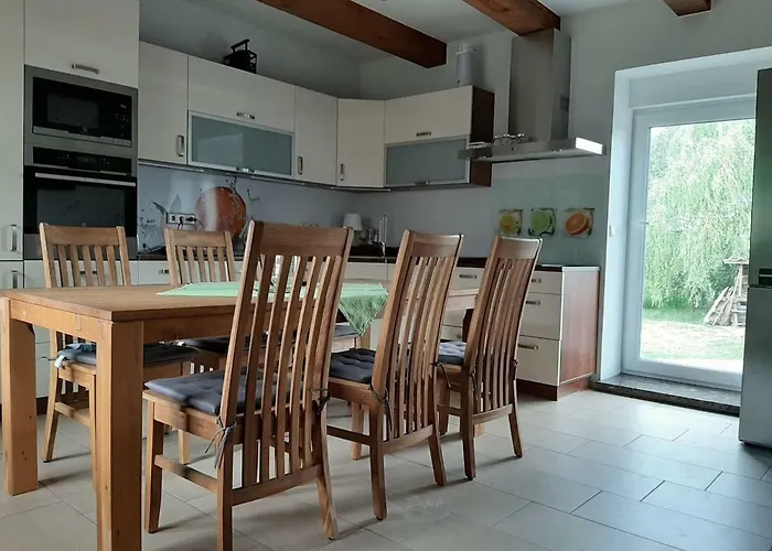 Flotte Biene In Buggow *